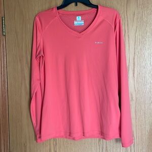 Long sleeve Columbia sportswear
